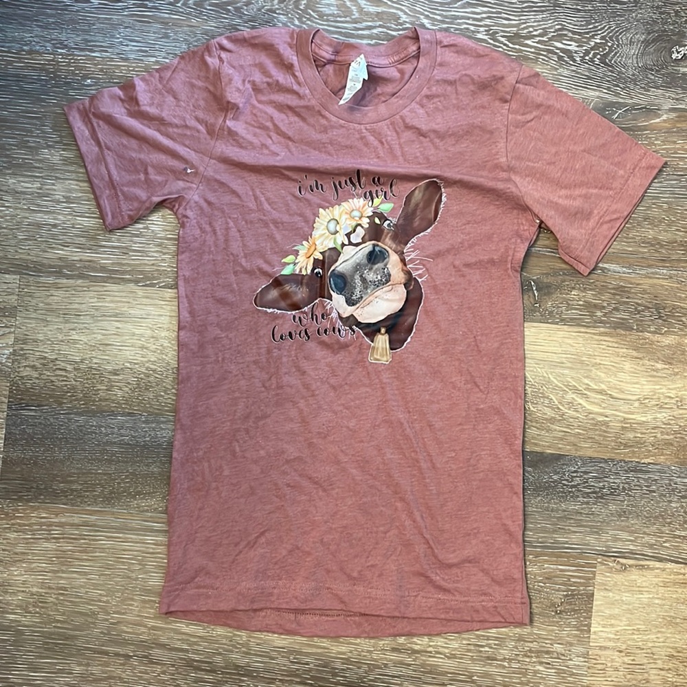 Loves Cows T-shirt